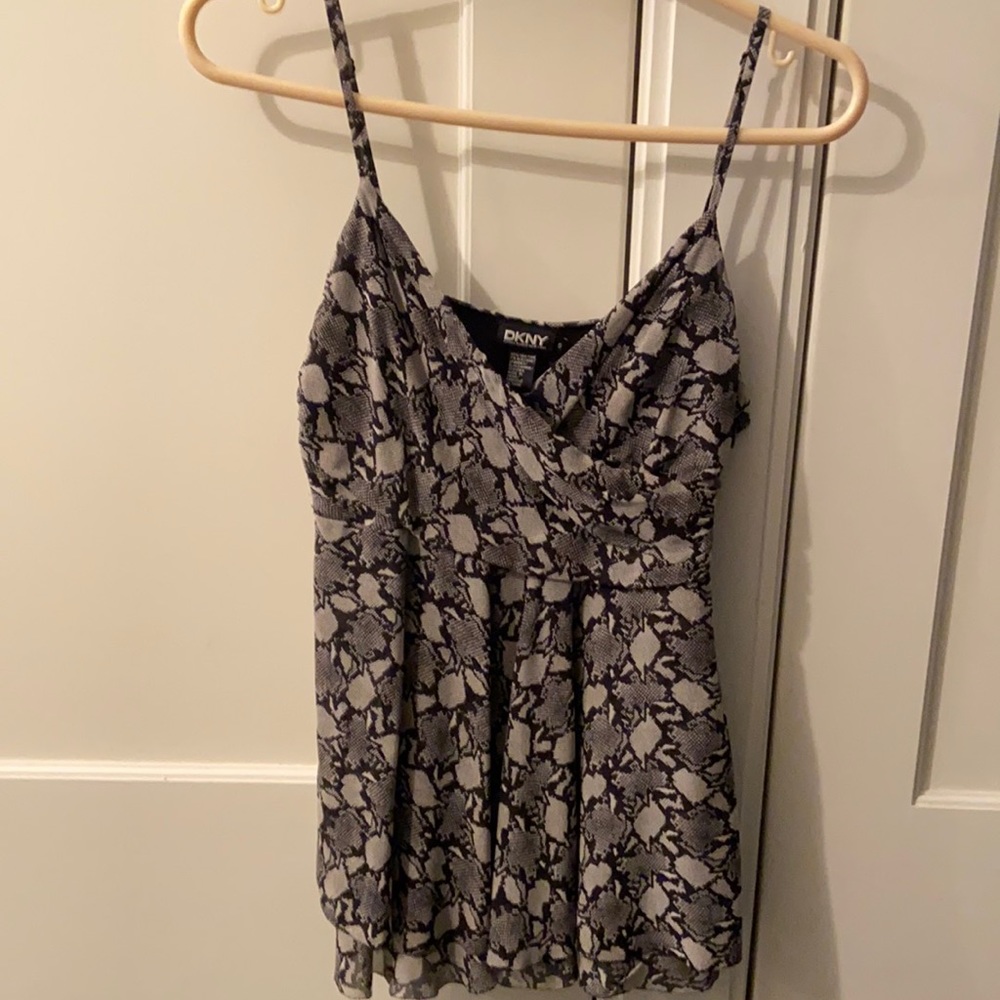 DKNY grey & black draped tank